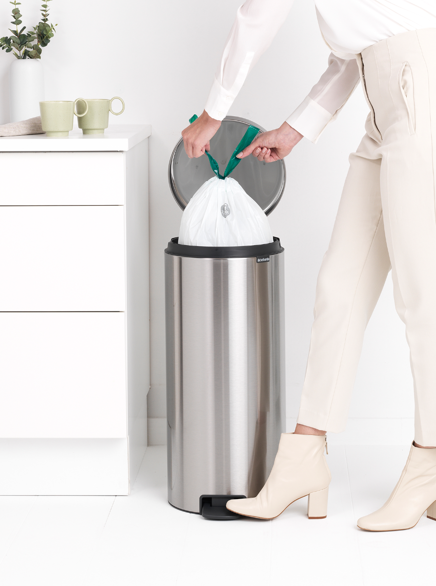 Brabantia Çöp Kutusu 30 lt Pedallı Newicon Fpp Mat Steel 111822
