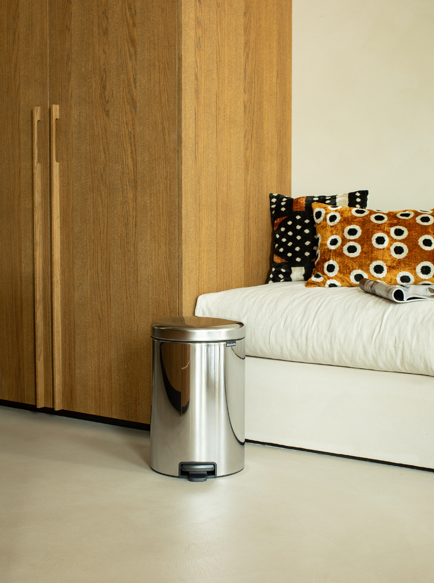Brabantia Çöp Kutusu 20 lt Pedallı Parlak Paslanmaz Çelik 113987