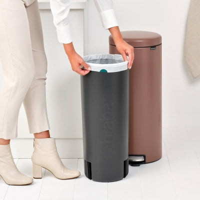 Brabantia Çöp Kutusu 30 litre Newicon Pedallı Satin Taupe 234040