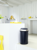 Brabantia Çöp Kutusu Büyük Boy 60 lt Dokunmatik Matt Black 402548