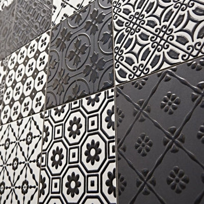 Unica Target Bon Ton White on Black Yer-Duvar Karosu 20 x 20 cm