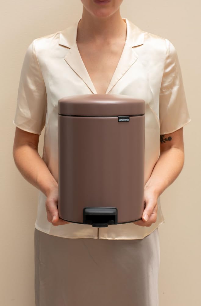 Brabantia Çöp Kutusu 5 litre Newicon Pedallı Satin Taupe 233982