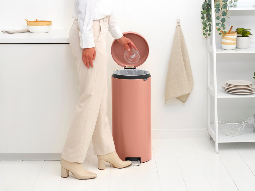Brabantia Çöp Kutusu 30 litre Newicon Pedallı Warm Copper 238741